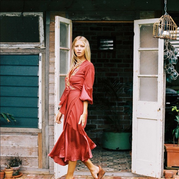 Chasing Unicorns Moonlight Serenade Silk Maxi NWT - Picture 2 of 8